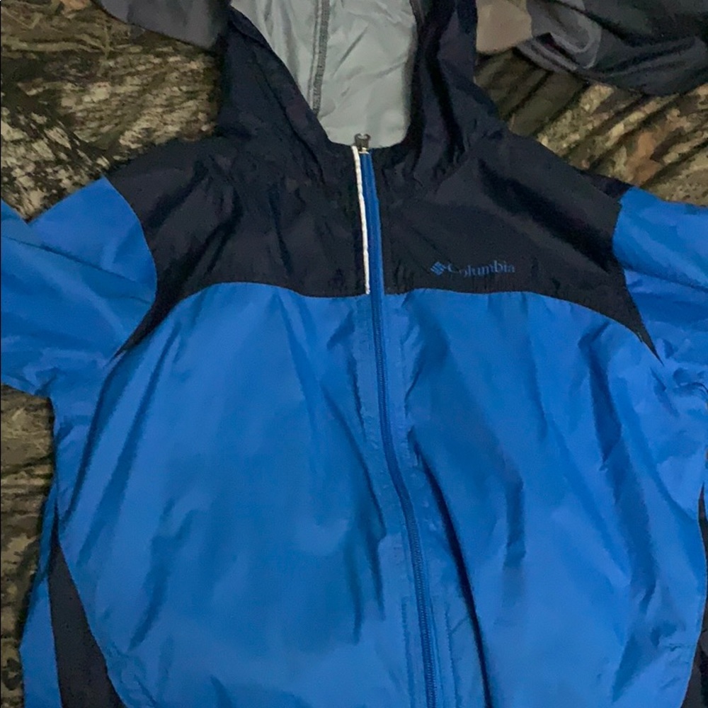 Columbia rain jacket